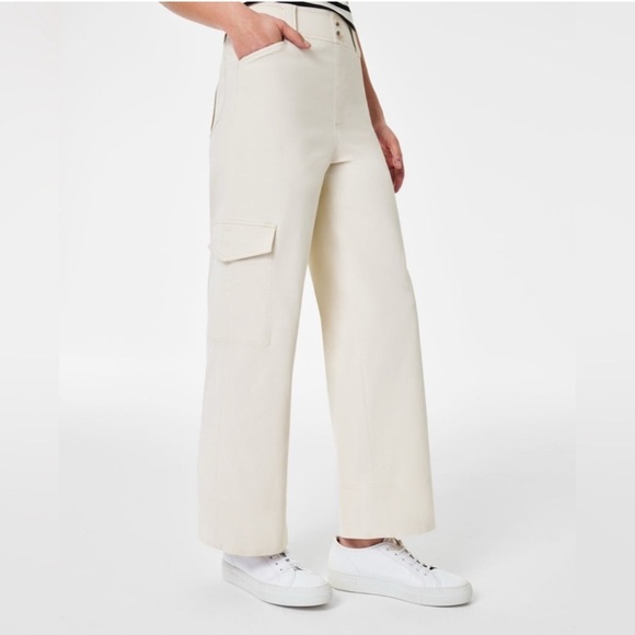 SPANX Eggshell Stretch Twill Cropped Cargo Trouser Size Large - Picture 2 of 10